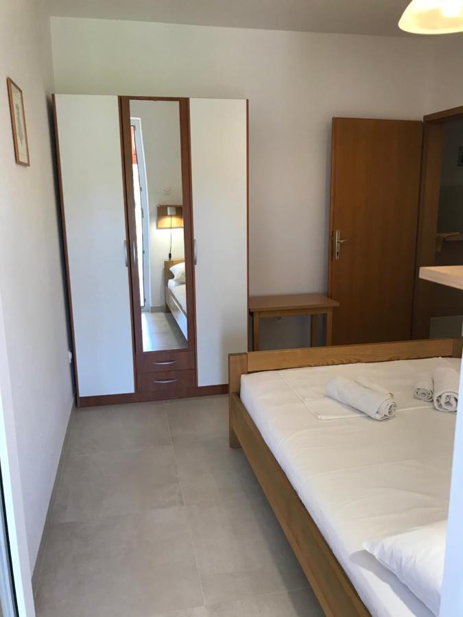 Apartamento Bava Ugljan Exterior foto