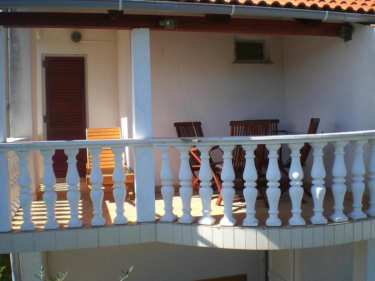 Apartamento Bava Ugljan Exterior foto