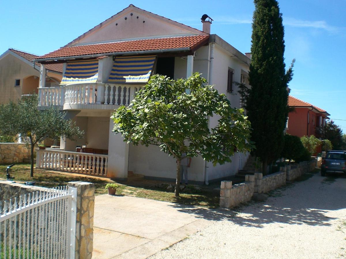 Apartamento Bava Ugljan Exterior foto